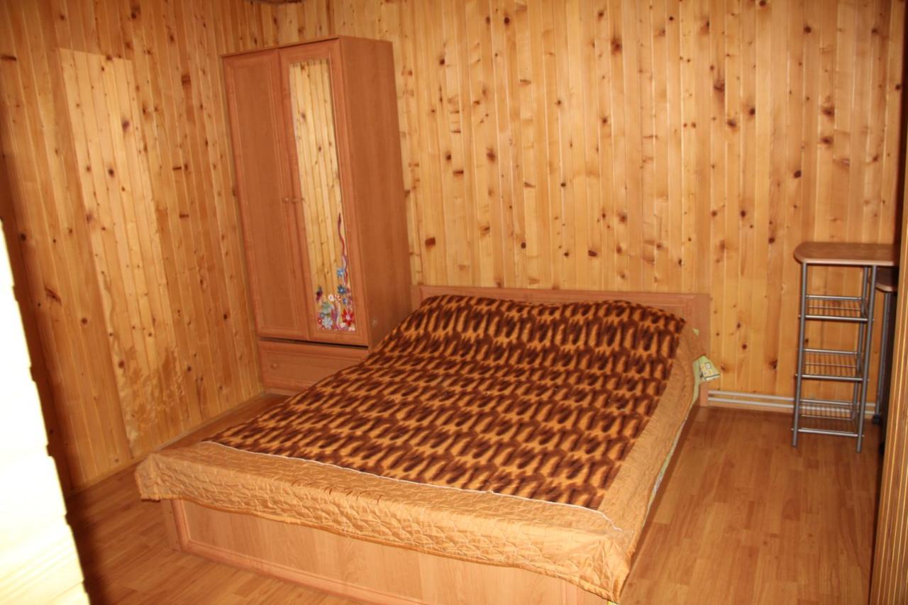 Kray Dorogy Villa Yaremche Room photo